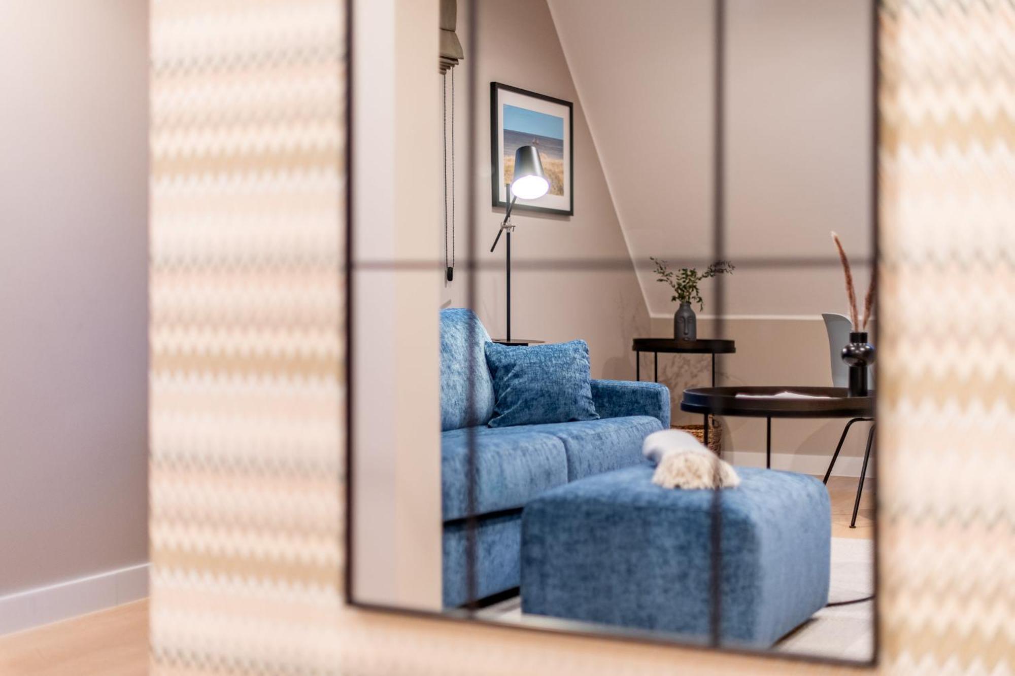 Apartment F27 Living Whg 08 *